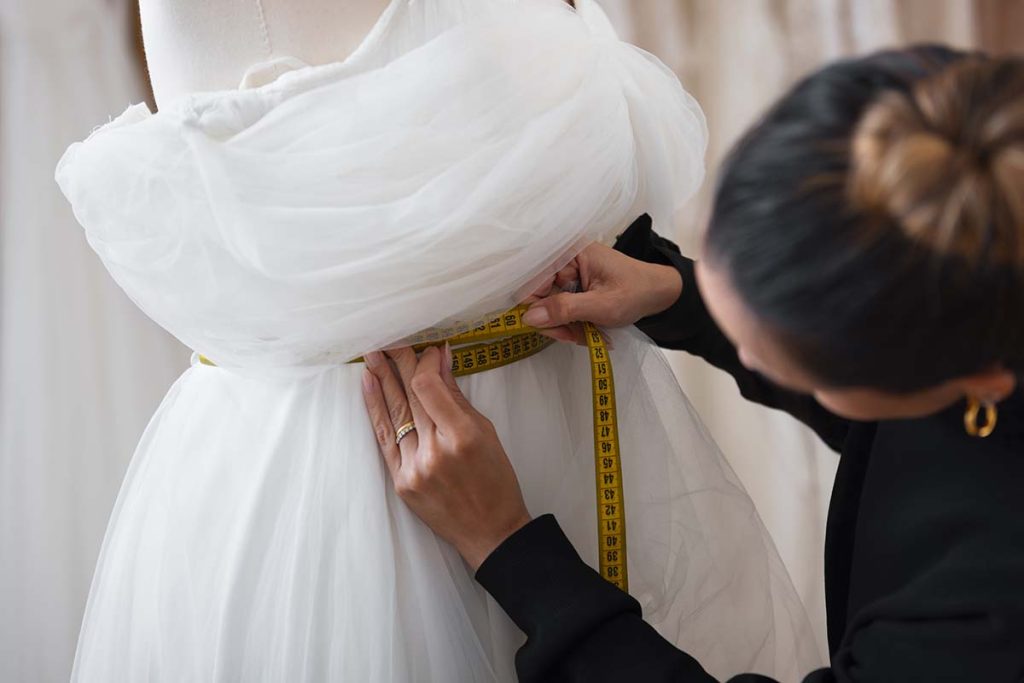 Perfect wedding dress for pear-shaped body