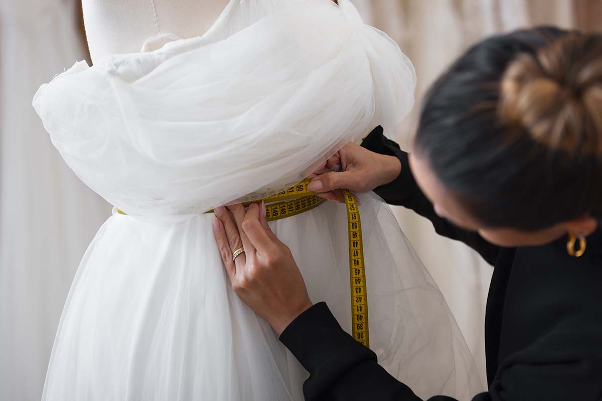Perfect wedding dress for pear-shaped body